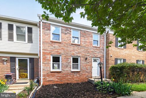220 Pender Pl, ROCKVILLE, MD, 20850-2909 | Card Image