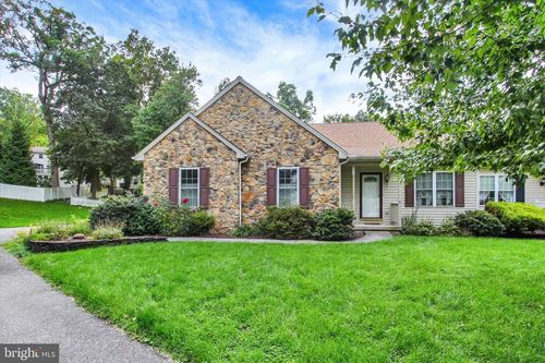 2314 Daisy Road, York, PA, 17402 | Card Image