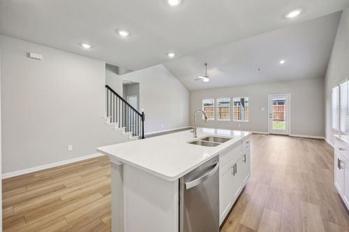 412 Watertown Dr, Mckinney, TX, 75071-3805 | Card Image