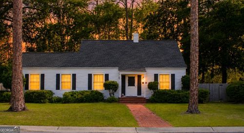 713 Magnolia Dr, Waycross, GA, 31501-3266 | Card Image