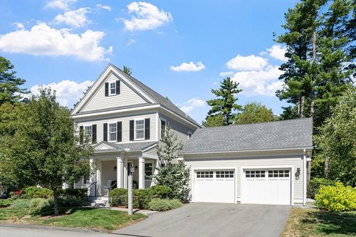 9-9 Black Birch Ln, Concord, MA, 01742-1949 | Card Image