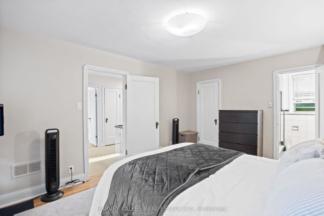 14 Lawnhurst Blvd, House other with 5 bedrooms, 3 bathrooms and 2 parking in Toronto ON | Image 21