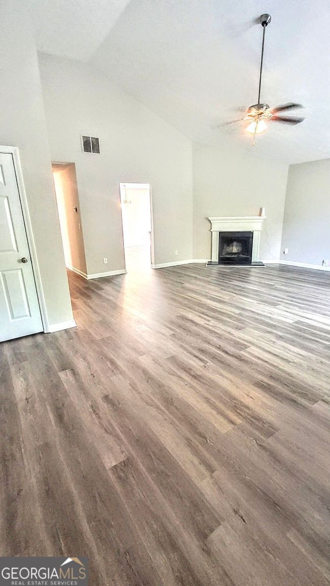 7002 Setters Way, House other with 3 bedrooms, 2 bathrooms and 2 parking in Lithonia GA | Image 6