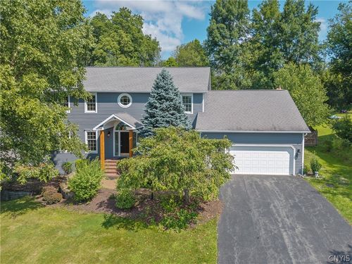 7815 Rolling Ridge Dr, Manlius, NY, 13104-9375 | Card Image