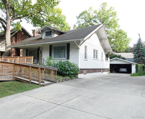 341 W Oakridge Street W, Ferndale, MI, 48220 | Card Image