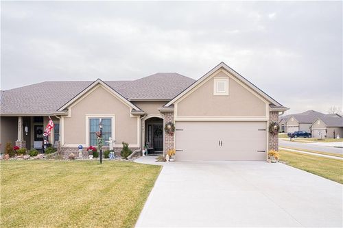 4905 Stonebridge Drive W, St Joseph, MO, 64506 | Card Image