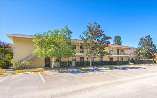 apt-d2-400 18th St, Vero Beach, FL, 32960-5646 | Card Image