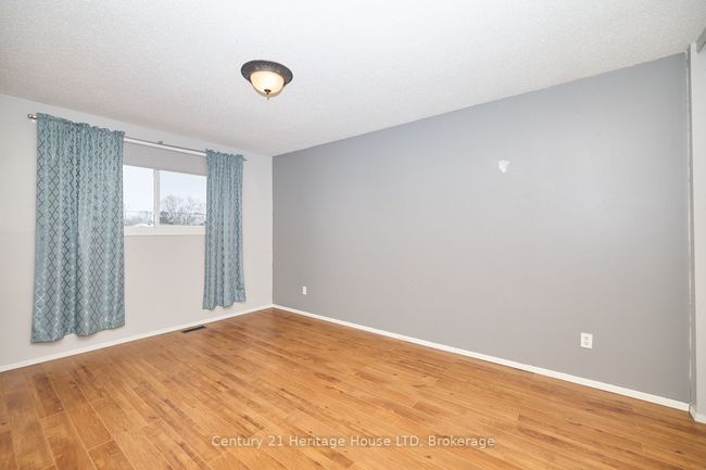 1383 Garrison Rd, House other with 3 bedrooms, 2 bathrooms and 8 parking in Fort Erie ON | Image 16