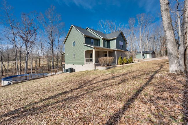 Side view of the home. | Image 7