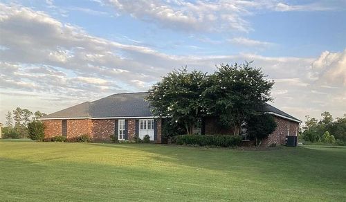 1649 S Woodland Forrest Dr, Lake Charles, LA, 70611-3745 | Card Image