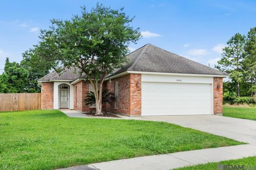 8902 Westlake Ave, Baton Rouge, LA, 70810-0410 | Card Image