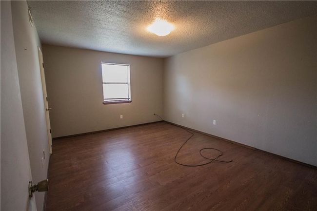 1028 S 24 Th St, Home with 2 bedrooms, 1 bathrooms and null parking in Rogers AR | Image 4