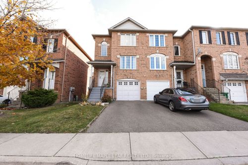 88-2 Clay Brick Crt, Brampton, ON, L6V4M7 | Card Image
