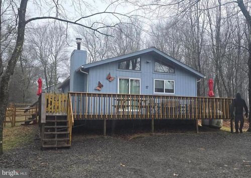 17 Van Doren Mews, Albrightsville, PA, 18210 | Card Image