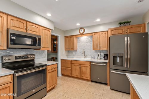 4712 E Crescent Ave, Mesa, AZ, 85206-5017 | Card Image