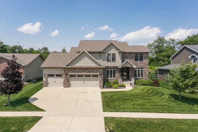 402 Raef Rd, House other with 4 bedrooms, 5 bathrooms and 3 parking in Downs IL | Image 47