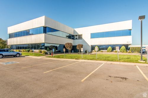 428 E Winchester St, Murray, UT, 84107-7500 | Card Image