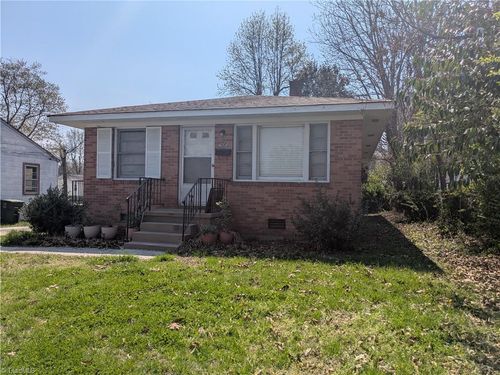 4004 Wooddale Ln, Greensboro, NC, 27405-6258 | Card Image