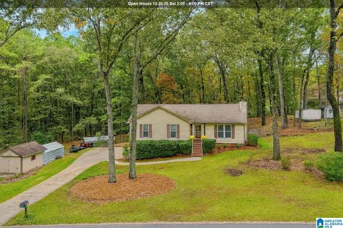 2316 Chandawood Dr, Pelham, AL, 35124-1229 | Card Image