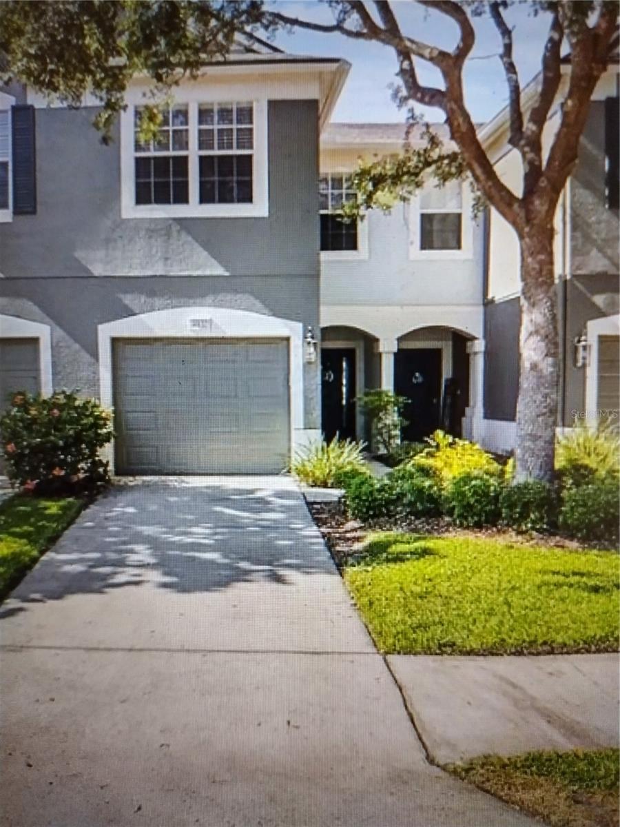 Pond Ridge Dr, Riverview, FL 33578