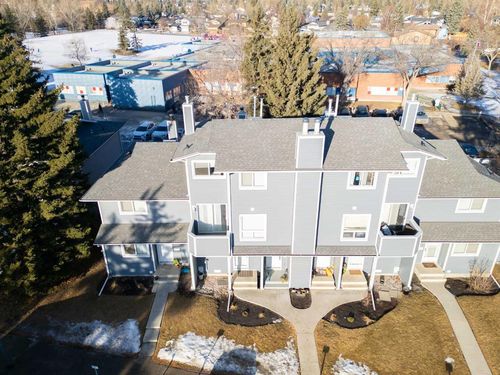 15-200 Shawnessy Dr Sw, Calgary, AB, T2Y1G8 | Card Image