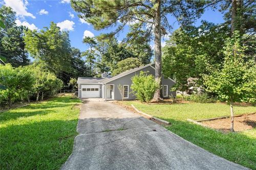 2580 Snake Ct, Ellenwood, GA, 30294-3954 | Card Image