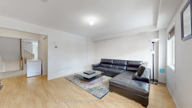 16 Eastern Skies Way, House attached with 3 bedrooms, 4 bathrooms and 1 parking in Markham ON | Image 8