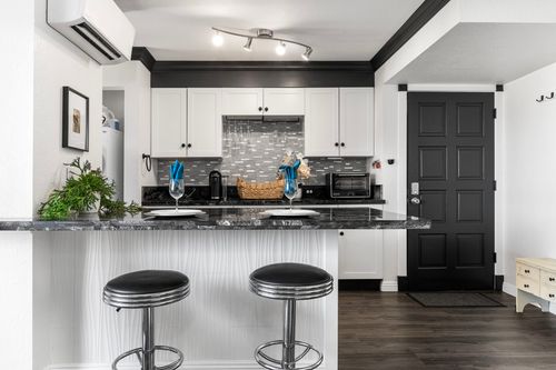 apt-221-75-5863 Kuakini Hwy, Kailua Kona, HI, 96740-2134 | Card Image