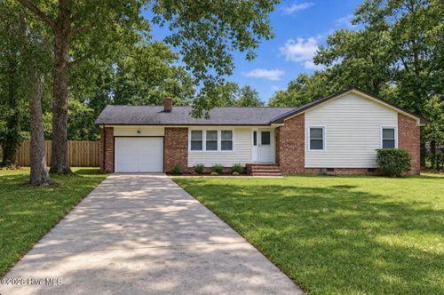 1005 Stillwood Cir, Jacksonville, NC, 28540-3044 | Card Image