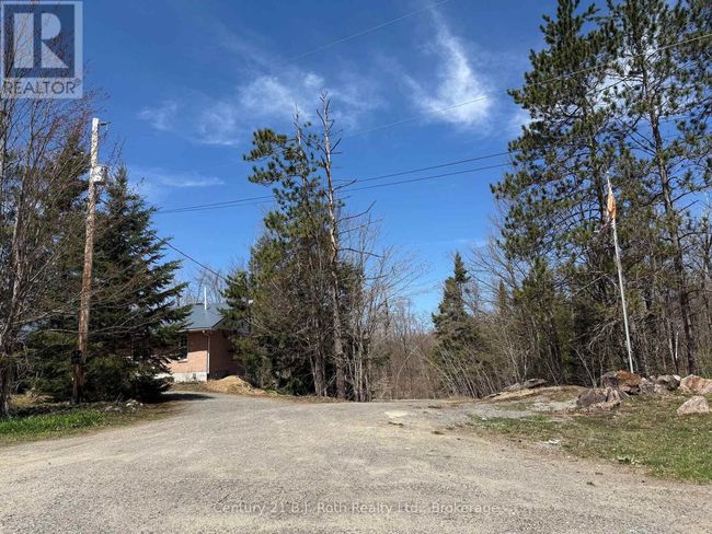 1087 Merkley Rd, House other with 2 bedrooms, 3 bathrooms and 10 parking in Gravenhurst ON | Image 39