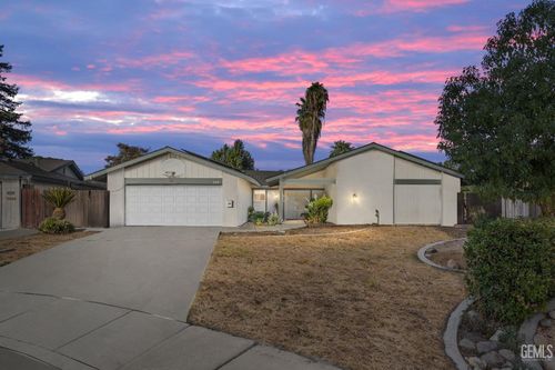 608 Arbuckle Court, Bakersfield, CA, 93309 | Card Image