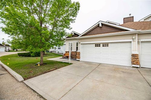 39 Jenkins Dr, Red Deer, AB, T4P3X1 | Card Image