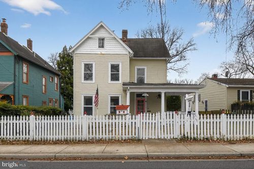 4918 40th Pl, HYATTSVILLE, MD, 20781-2103 | Card Image