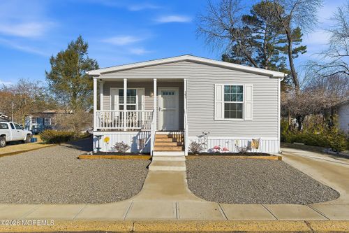 141 Douglas Dr, Jackson, NJ, 08527-3517 | Card Image