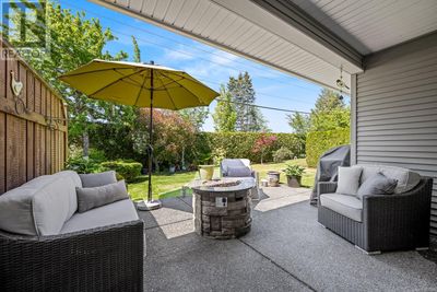 110 - 2077 St Andrews Way, Townhouse with 2 bedrooms, 2 bathrooms and 2 parking in Courtenay BC | Image 3