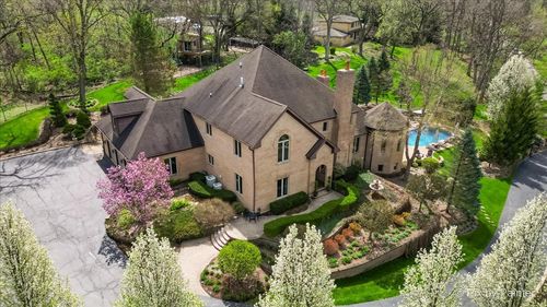 10018 Haegers Bend Rd, Algonquin, IL, 60102-9600 | Card Image