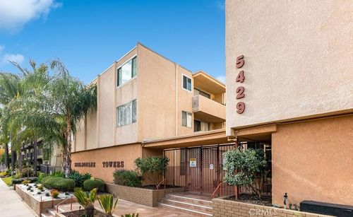 313-5429 Newcastle Ave, Encino, CA, 91316-4245 | Card Image