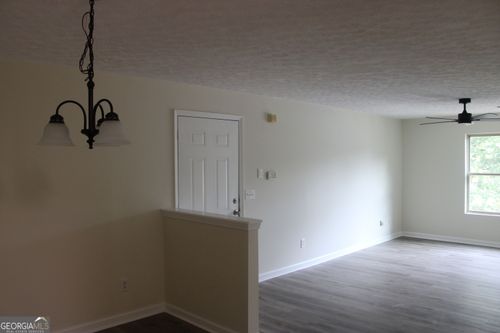 3301 Fairington Club Dr, Lithonia, GA, 30038-5673 | Card Image