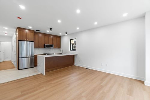 apt-2-685 Boulevard E, Weehawken, NJ, 07086-6519 | Card Image