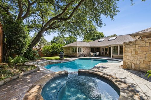 7412 Crofton Dr, Dallas, TX, 75231-4810 | Card Image