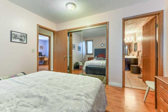 41 Sunhaven Close Se, Home with 4 bedrooms, 3 bathrooms and 4 parking in Calgary AB | Image 20