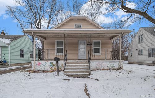 3952 Greenfield Rd, Berkley, MI, 48072-3135 | Card Image