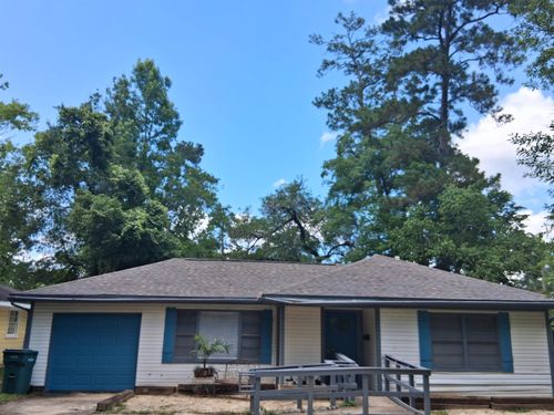 5330 Landry Ln, Beaumont, TX, 77708-5016 | Card Image