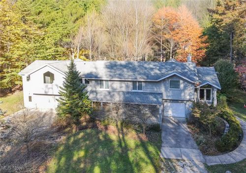 860 Killinger Rd, Clinton, OH, 44216-9654 | Card Image