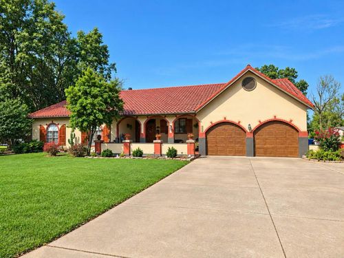 1835 Washington Dr, Miami, OK, 74354-3945 | Card Image