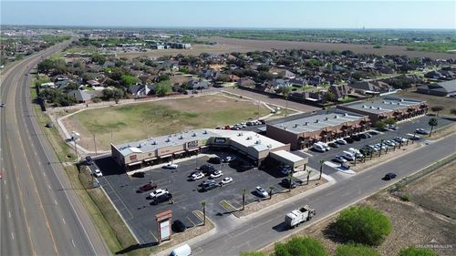 2542, 2544, 2546 Central Palm Dr, Rio Grande City, TX, 78582-6767 | Card Image