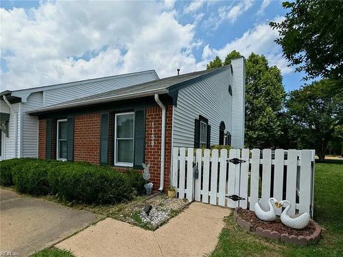 1158 Hillock Xing, Virginia Beach, VA, 23455-6744 | Card Image