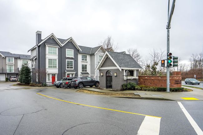 27 - 2838 Livingstone Avenue, Townhouse with 2 bedrooms, 2 bathrooms and 4 parking in Abbotsford BC | Image 2