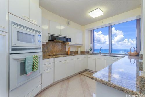 3601-425 South Street, Honolulu, HI, 96813 | Card Image