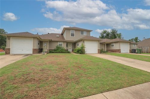 apt-b-3704 W Cedar St, Rogers, AR, 72756-1840 | Card Image